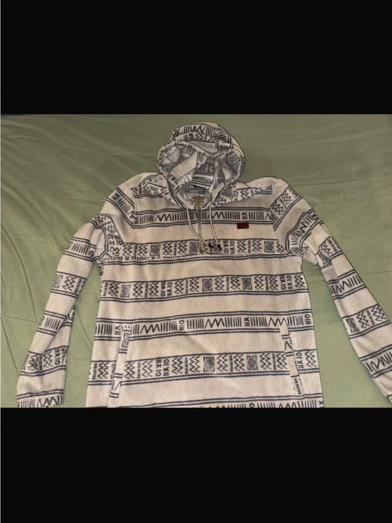 O'Neill Other - O'Neill Cream & Black Striped Baja Hoodie Sweater